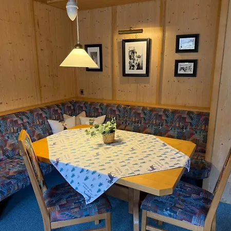 Апартаменти Central Apartments *